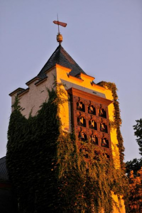 Breuer's Rüdesheimer Schloss